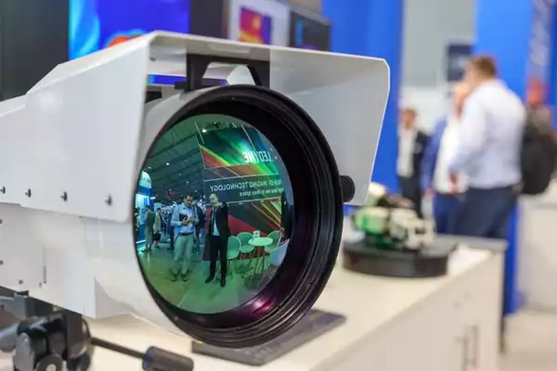 С рекорден брой изложители и фокус върху бъдещето на машинното зрение VISION отвори врати за 32-и път в Щутгарт
